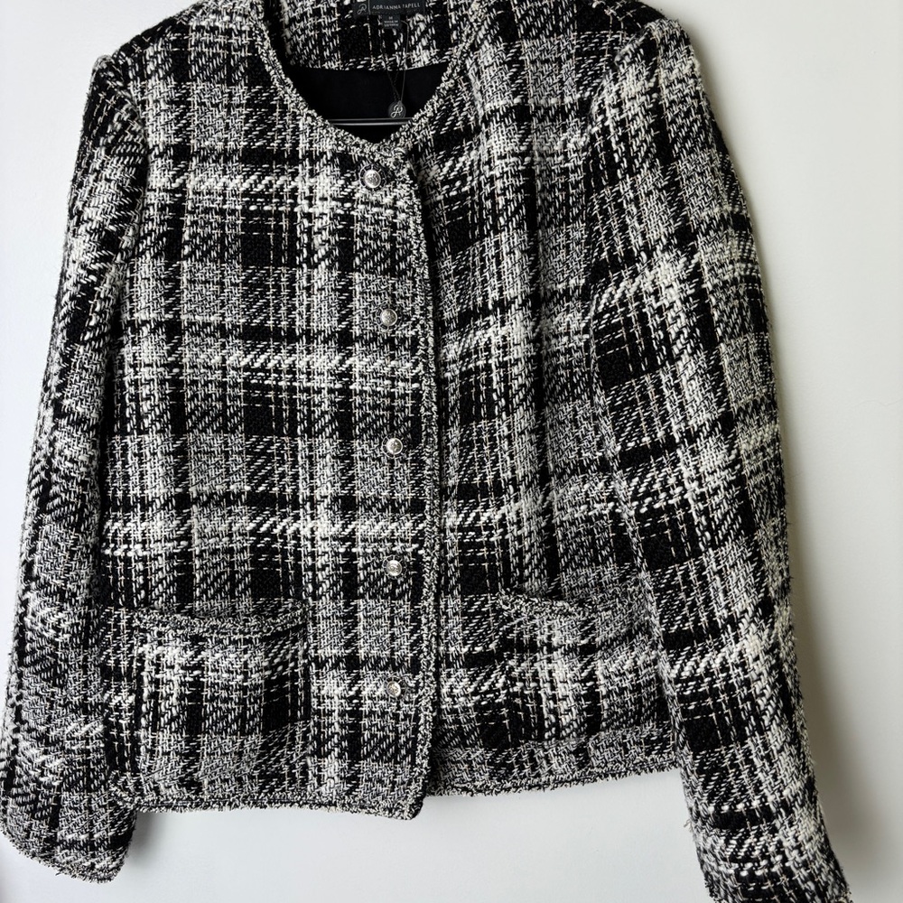 Adrianna Papell Black and white tweed jacket.